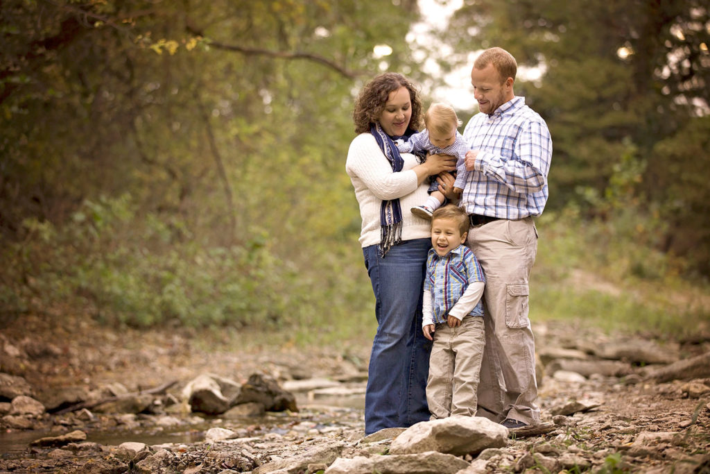 family-pictures-at-tuttle-creek