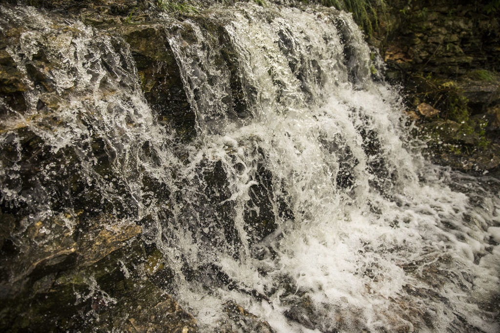 hidden-waterfalls-in-kansas
