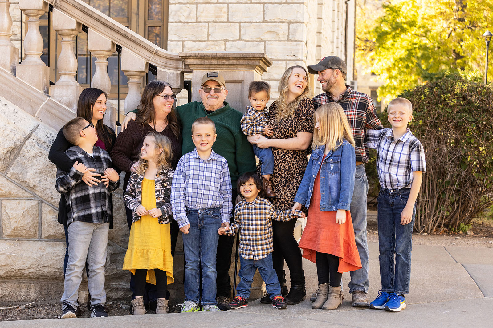 extended-family-photos-ne-kansas-photographer-littleleapling