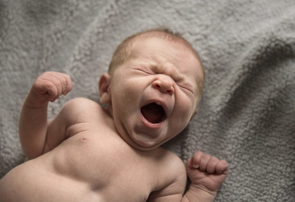 how-to-help-newborns-sleep-better