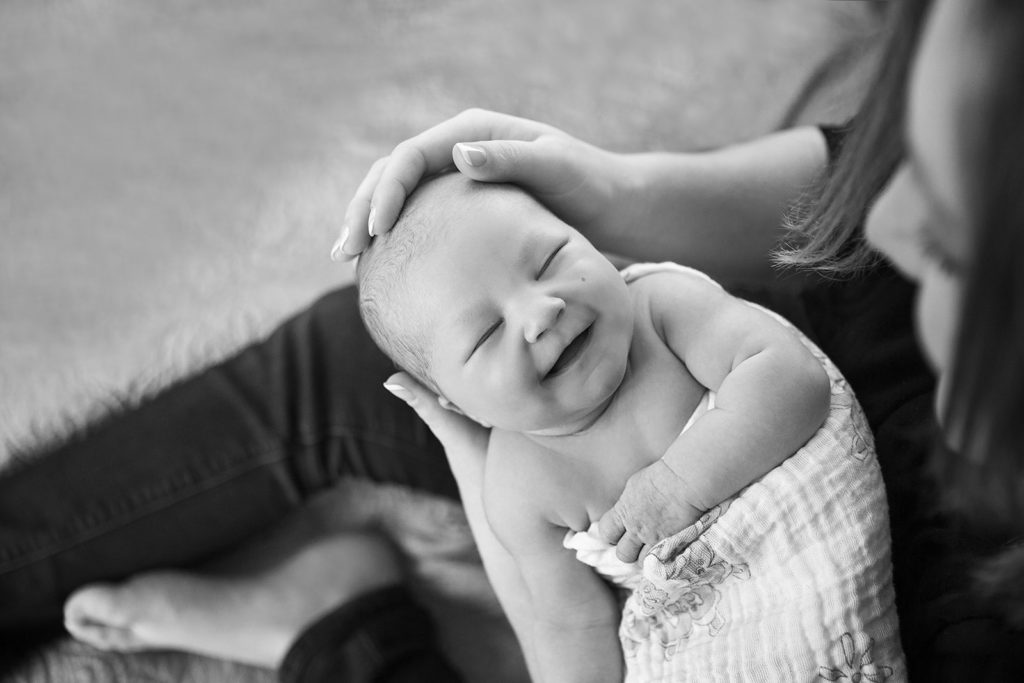 tips-for-nursing-happy-babies