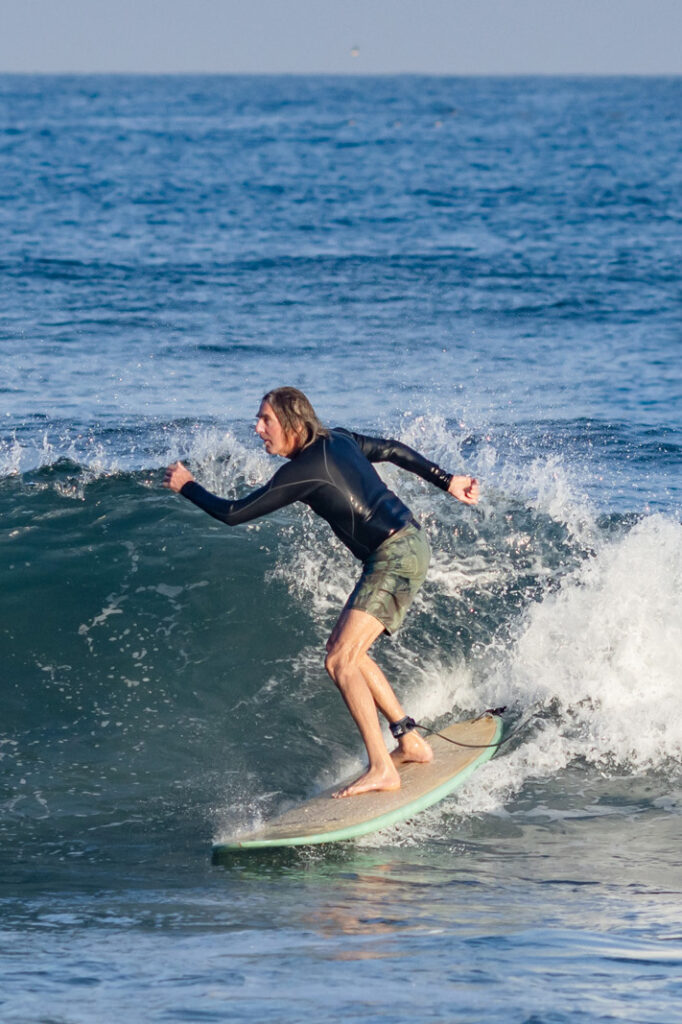 2025-surfing-sayulita