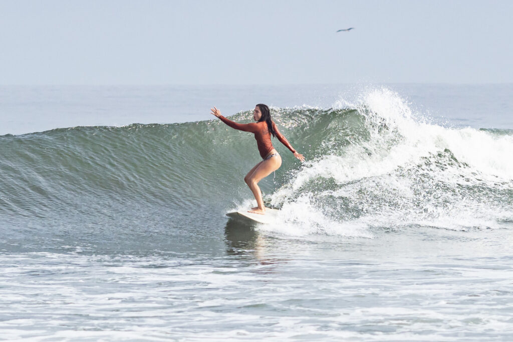 sexy-surfers