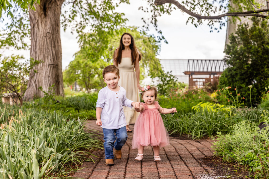 11-cute-family-poses