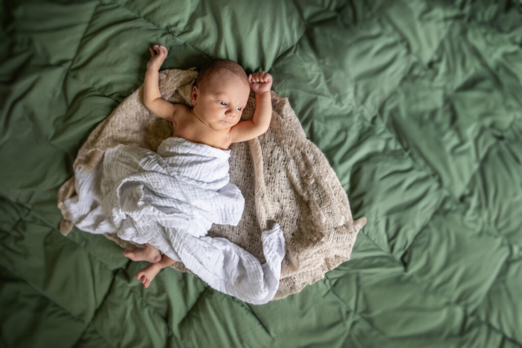 baby-led-posing