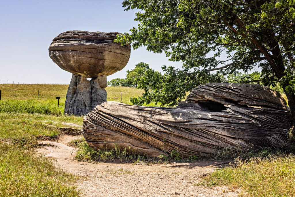 mushroom-rocks-brookville-ks