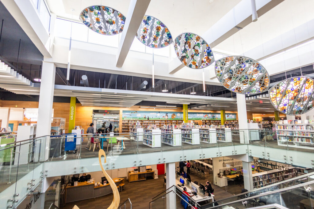 The sleek lines of the Lawrence Public Library are a dream for family photos.